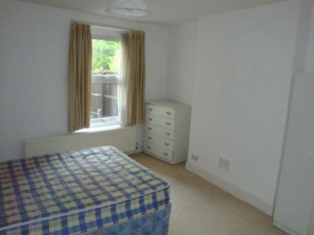 			NEW INSTRUCTION, 1 Bedroom, 1 bath, 1 reception Flat			 Hillfield Road, WEST HAMPSTEAD